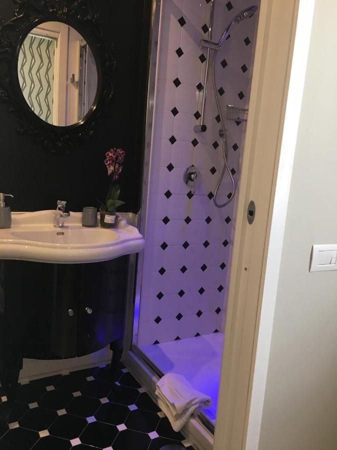 ナポリ Ambra Noblesse Bed & Breakfast エクステリア 写真