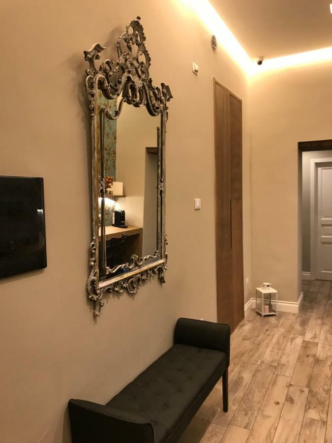 ナポリ Ambra Noblesse Bed & Breakfast エクステリア 写真