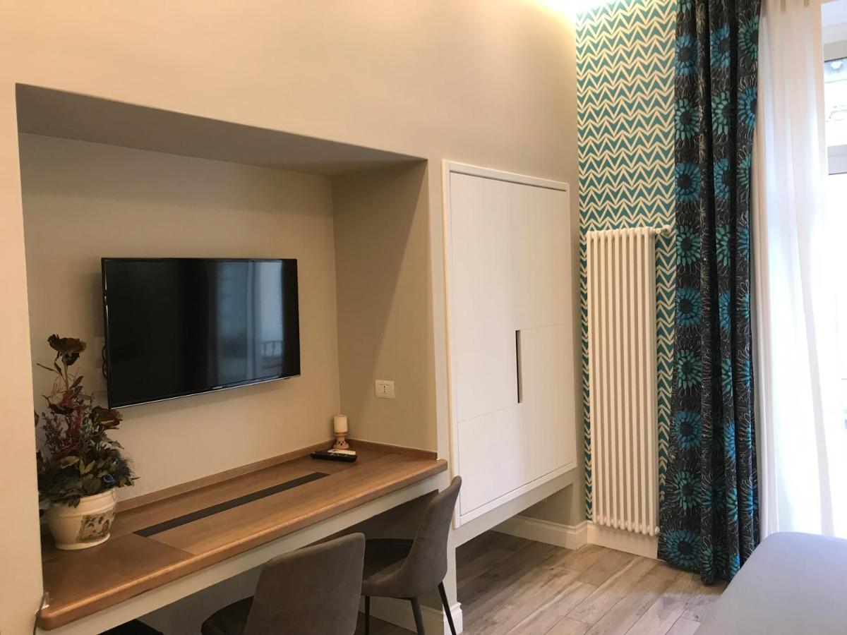 ナポリ Ambra Noblesse Bed & Breakfast エクステリア 写真